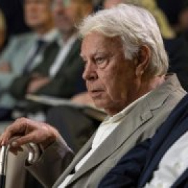 Las viejas glorias del PSOE atacan de nuevo... a Pedro Sánchez