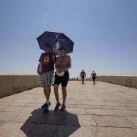 Más frecuentes, más largas y en más lugares: así ha alterado la crisis climática las olas de calor en España