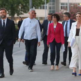 Los representantes de Vox, EH Bildu, ERC, PNV, Sumar, PSOE y PP, a su llegada al debate electoral organizado por RTVE.