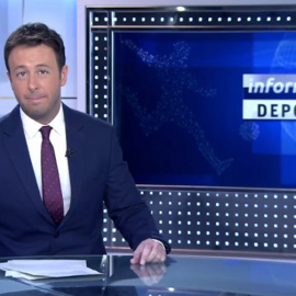 Matías Prats hijo presenta la sección de deportes en los informativos de Telecinco.