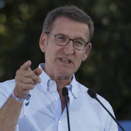 Alberto Núñz Feijóo, durante un acto del PP en Santander. - EFE / Pedro Puente Hoyos