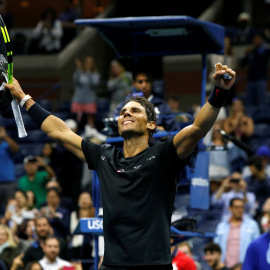 Rafa Nadal celebra su victoria ante el japonés Taro Daniel. - REUTERS