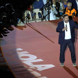 El vicepresidente del Govern, Oriol Junqueras durante su intervención en el Tarraco Arena donde se celebró un acto unitario del independentismo en favor de la celebración de un referéndum el 1 de octubre. | TONI ALBIR (EFE)