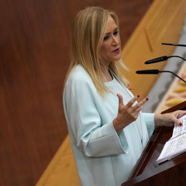 La presidenta de la Comunidad de Madrid, Cristina Cifuentes, durante su intervención en la segunda jornada del debate sobre el estado de la región. EFE/Víctor Lerena