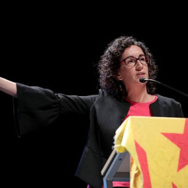 La diputda por ERC, Marta Rovira, durante el acto unitario con el lema "La respuesta es Sí", celebrado esta tarde en la localidad barcelonesa de Vic. EFE/Susanna Sáez.