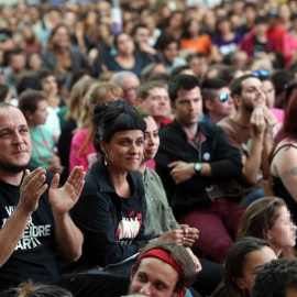David Fernández i Anna Gabriel a l'acte de fi de campanya de la CUP al Poble Nou de Barcelona / EFE Toni Albir