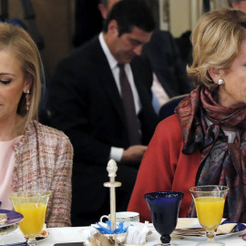 Cristina Cifuentes y su antecesora Esperanza Aguirre, en una imagen de archivo. EFE