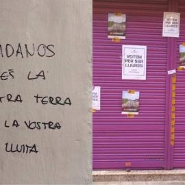 Aparecen pintadas contra Albert Rivera en el comercio de sus padres en Granollers, Barcelona. / Europa Press