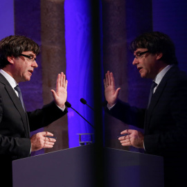 Puigdemont, durante su comparecencia de este lunes. REUTERS/Albert Gea