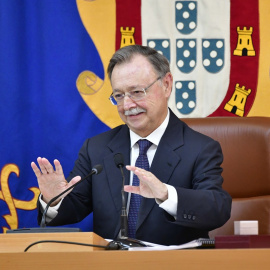 El alcalde de Ceuta, Juan Jesús Vivas (PP), durante la sesión de constitución del Ayuntamiento de la ciudad, a 17 de junio de 2023