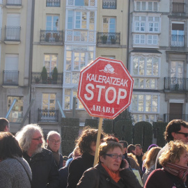 Concentración de la plataforma Kaleratzaeak Stop Desahucios. E.P.