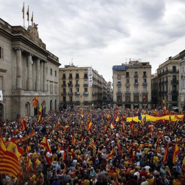 Manifestació de protesta contra la celebració del referèndum / EFE Antoni Esteve