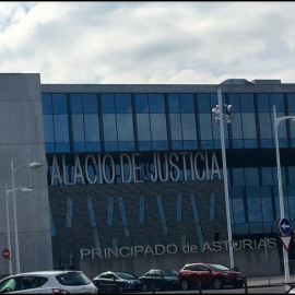 Edificio del Palacio de la Justicia de Gijón. / Maps