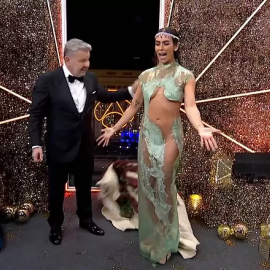 Cristina Pedroche y Alberto Chicote en las campanadas. ANTENA 3