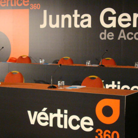 Imagen de la junta general de Vértice 360º.