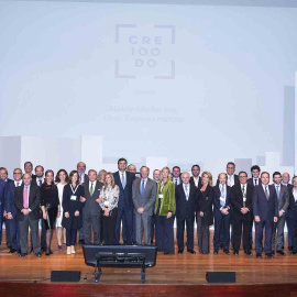 Foto de familia de todas las empresas de CRE100DO