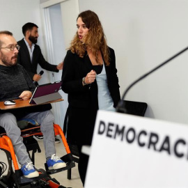 El secretario de Organización de Podemos, Pablo Echenique, y la portavoz adjunta Noelia Vera, durante la rueda de prensa posterior a la reunión del Consejo de Coordinación del partido. | CHEMA MOYA (EFE)