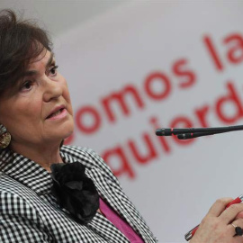 La Secretaria de Igualdad del PSOE Carmen Calvo, durante la rueda de prensa celebrada en la sede madrileña de Ferraz.(ZIPI | EFE)