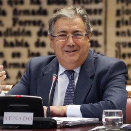 El ministro del Interior, Juan Ignacio Zoido, en la Comisión de Interior. / EFE