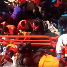 Imágenes de uno de los rescates de Salvamento Marítimo.