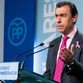 Fernando Martínez-Maillo, coordinador general del PP, durante una rueda de prensa en la calle Génova. /EFE