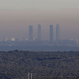 Footgrafía de archivo de la capa de contaminación que cubre la ciudad de Madrid. - EFE