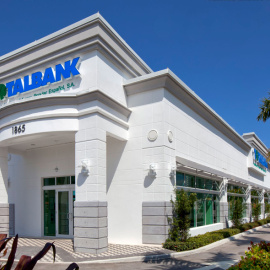 Oficina del Totalbank en Florida.