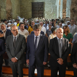 El expresident de la Generalitat Carles Puigdemont, junto al actual president, Pere Aragonés y los expresidentes Jordi Pujol, José Montilla y Quim Torra este lunes en Codalet (Francia).