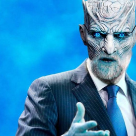 Mariano Rajoy transformado en caminante blanco (personaje de la serie Juego de Tronos). La utilización de una imagen propiedad de HBO podría impedir que un meme como este fuera subido a la red.