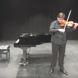 Carlos Rafael Martínez, violinista.