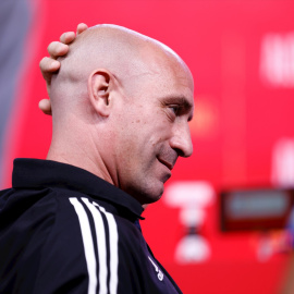 Luis Rubiales, presidente de la RFEF, durante la rueda de prensa de Jorge Vilda para dar la lista de jugadores para la Copa Mundial Femenina de la FIFA celebrada en la Ciudad del Fútbol el 12 de junio de 2023, en Las Rozas, Madrid, España.