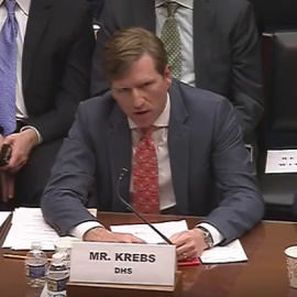 Christopher Krebs, Alto Funcionario en funciones de Subsecretario de Protección Nacional y de la Dirección de Programas del Departamento de Seguridad Interior, durante la comisión.