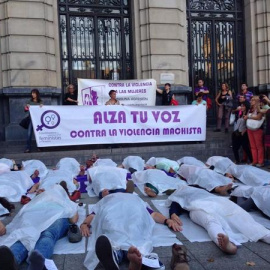 Acto de protesta contra la violencia machista en Zaragoza. Imagen: @COFZgz