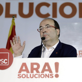 El primer secretario del PSC, Miquel Iceta, durante la inauguración de la jornada de debate sobre los ejes del programa electoral de los socialistas para el 21-D. EFE/ Andreu Dalmau