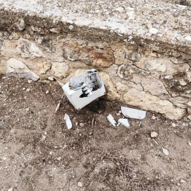 06/09/2023 - Acte vandàlic a la seu d'Olèrdola del Museu d'Arqueologia de Catalunya (MAC).