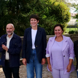 6/9/23 Ana Pontón, en el centro, entre la senadora Carme da Silva y el diputado en el Congreso Néstor Rego, a la izquierda, y la diputada autonómica Rosana Pérez y la eurodiputada Ana Miranda, a la derecha.