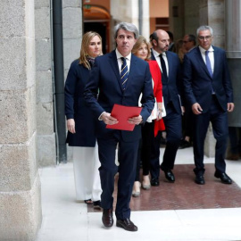 El desde hoy presidente en funciones de la Comunidad de Madrid, Ángel Garrido, tras presidir la reunión del Consejo de Gobierno extraordinario, hoy en la Real Casa de Correos. (CHEMA MOYA | EFE)