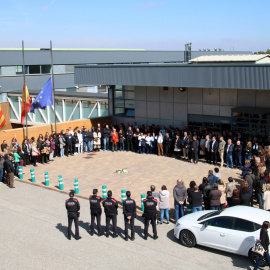 Prop d'un centenar de persones concentrades a les portes de la presó de Mas d'Enric per rebutjar la mort d'una treballadora en mans d'un intern