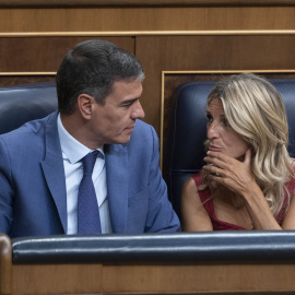 El presidente del Gobierno en funciones y secretario general del PSOE, Pedro Sánchez y la líder de Sumar, Yolanda Díaz durante la Sesión Constitutiva de la XV Legislatura en el Congreso de los Diputados