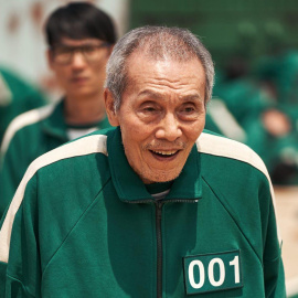 El actor O Yeong-su interpretando el papel del jugador 001 en 'El juego del calamar'