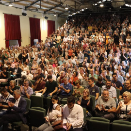 09/09/2023 - La sala polivalent de Masquefa (Anoia) s'ha omplert en el comiat a Carme Junyent.