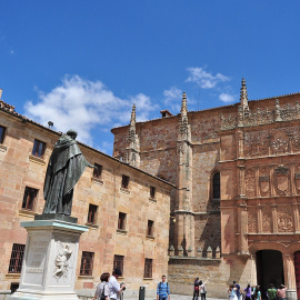 Patio de Escuelas de la USAL. Imagen de archivo