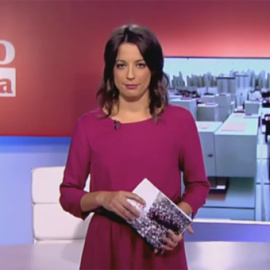 Elena Parreño durante el informativo Público al día de este 9 de mayo.