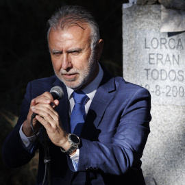 El ministro de Política Territorial y Memoria Democrática, Ángel Víctor Torres, durante la visita las fosas del Barranco de Víznar, a 5 de marzo de 2024 en Granada