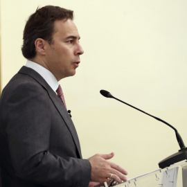 Dimas Gimeno, presidente de El Corte Inglés, en una charla con empresarios. EFE