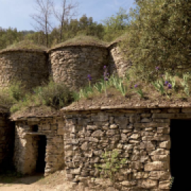 Vuit rutes per descobrir els paisatges de pedra seca de Catalunya