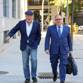 El excomisario José Manuel Villarejo a su llegada a una vista a la Audiencia Nacional, a 31 de julio de 2023, en Madrid.