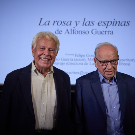 Felipe González y Alfonso Guerra, este miércoles en Madrid.