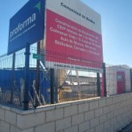 Los gobiernos del PP en Madrid mantienen escuelas públicas sin terminar desde hace una década