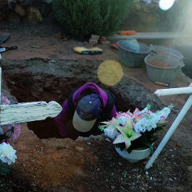 Intervención arqueológica en las fosas comunes de Nerva (Huelva).